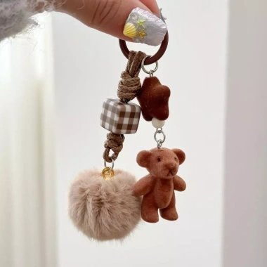Móc khóa gấu nâu lông tơ fuzzy pom-pom - Đáng yêu, sang trọng, ô tô, giảm giá 53.810 VND