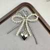 Móc khóa hình nơ ngọc trai handmade, gắn túi xách thời trang, giá chỉ 45.000 VNĐ