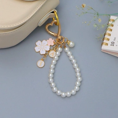 Móc khóa hoa anh đào OLVIDO, dây chuyền cườm ngọc trai mặt chữ - phụ kiện túi tai nghe sang trọng, giá ưu đãi 42.120₫