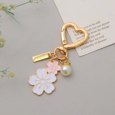 Móc khóa hoa anh đào OLVIDO, dây chuyền cườm ngọc trai mặt chữ - phụ kiện túi tai nghe sang trọng, giá ưu đãi 42.120₫