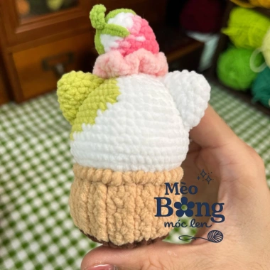 Móc khoá len Bánh Mèo quả dâu: Siêu mềm, thiết kế dễ thương, giảm giá 20% chỉ 79.000đ 2 Móc khoá len Bánh Mèo quả dâu: Siêu mềm, thiết kế dễ thương, giảm giá 20% chỉ 79.000đ 2