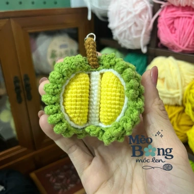 Móc khoá len quả Sầu Riêng - Thiết kế độc đáo, bền đẹp, giảm còn 65.000₫ (giá gốc 83.850₫) 3 Móc khoá len quả Sầu Riêng - Thiết kế độc đáo, bền đẹp, giảm còn 65.000₫ (giá gốc 83.850₫) 3