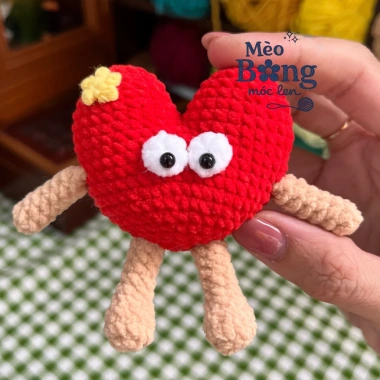 Móc khoá len Trái tim Jellycat – Giá ưu đãi 55.000, chất mềm, thiết kế dễ thương Móc khoá len Trái tim Jellycat – Giá ưu đãi 55.000, chất mềm, thiết kế dễ thương