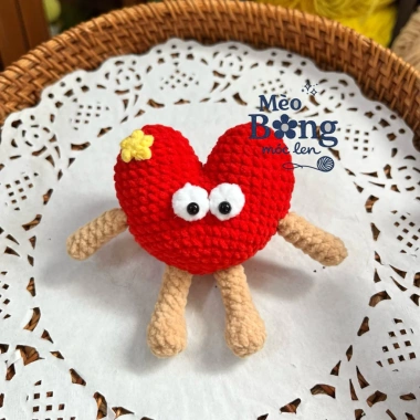 Móc khoá len Trái tim Jellycat – Giá ưu đãi 55.000, chất mềm, thiết kế dễ thương 4 Móc khoá len Trái tim Jellycat – Giá ưu đãi 55.000, chất mềm, thiết kế dễ thương 4