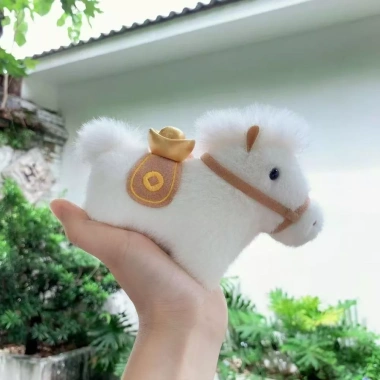 Móc Khóa Ngựa Nhồi Bông Yuanbao 12cm - Mềm Mại, Độ Bền Cao, Giá 62,150 VND 3 Móc Khóa Ngựa Nhồi Bông Yuanbao 12cm - Mềm Mại, Độ Bền Cao, Giá 62,150 VND 3