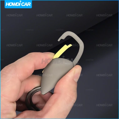 Móc khóa ô tô tối giản màu đen viền vàng - Phù hợp Honda, giá ưu đãi 58.838₫