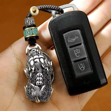 Móc Khóa Ô Tô Xe Máy Mèo Thần Tài Titan Chống Gỉ - May Mắn Tài Lộc 95.000₫