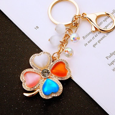 Móc Khóa Opal Bốn Lá Cỏ và Ba Lá Xe - Dây Chuyền Kim Loại, Vòng Pha Lê, Quà Tặng Kinh Doanh 26.2.27 - Giá chỉ 136.934 VND
