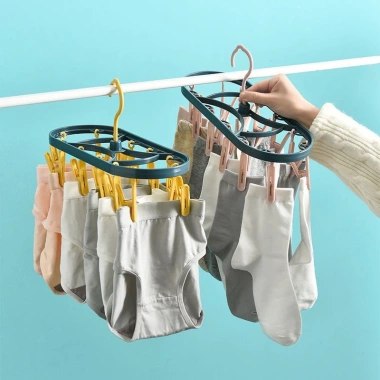Móc Phơi Đồ Đa Năng 12 Kẹp - Tiện lợi Treo Quần Áo, Tất, Đồ Lót, Giá 22.950 VNĐ
