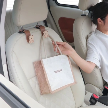 Móc Treo Đa Năng Hình Thỏ Hoạt Hình Gắn Sau Ghế Xe Hơi Tiện Lợi Giá 42.900 VND