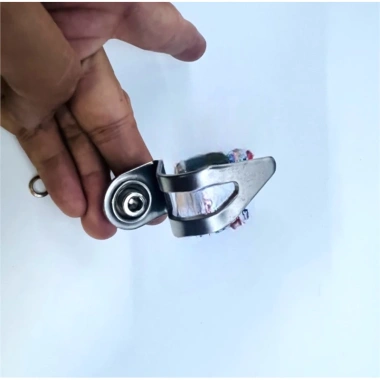 Móc treo đồ inox tia chớp - Giá 39.000đ, chất bền, thiết kế hiện đại, giảm giá