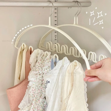 Móc treo quần áo hình sóng chống trượt đa chức năng - Nhiều màu, treo đồ lót, mũ, khăn, thắt lưng, cà vạt - 99.550 VND 4 Móc treo quần áo hình sóng chống trượt đa chức năng - Nhiều màu, treo đồ lót, mũ, khăn, thắt lưng, cà vạt - 99.550 VND 4