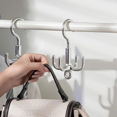 Móc Xoay Tròn 360 độ Đa Năng 4 Chấu Treo Quần Áo, Tú Xách, Thắt Lưng - Kingler 2.018 39.000 VND