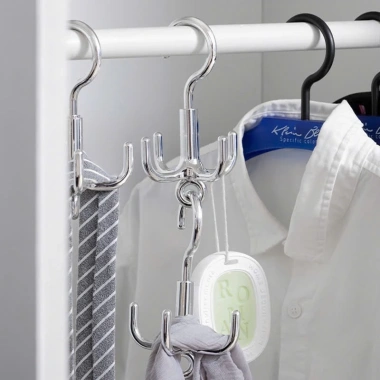 Móc Xoay Tròn 360 độ Đa Năng 4 Chấu Treo Quần Áo, Tú Xách, Thắt Lưng - Kingler 2.018 39.000 VND