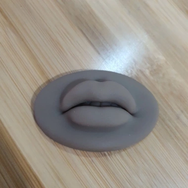 Môi 5D silicone mềm dẻo Phúc Hưng - Khử thâm nặng, luyện tập, giá chỉ 19.950₫