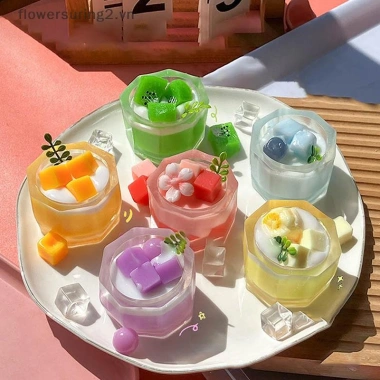 Món Tráng Miệng Dâu Ướt Sữa Lắc Bánh Nước Trà Sữa - Đồ chơi mềm TPR bé gái, quà tặng flower