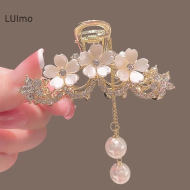 Móng vuốt tua rua hoa nhài Luimo Pearl thanh lịch SBS - Giá chỉ 48.816₫ 2