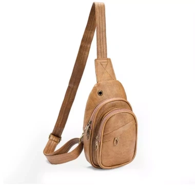 MoonLeather Xả Kho Túi Đeo Chéo Nhỏ Gọn Cao Cấp Sang Trọng - Giá Chỉ 135k 4 MoonLeather Xả Kho Túi Đeo Chéo Nhỏ Gọn Cao Cấp Sang Trọng - Giá Chỉ 135k 4