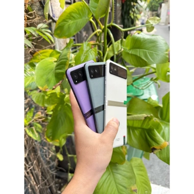 Motorola Razr 40S 2.023 máy đẹp nguyên zin, màn hình 144Hz, 2 SIM, RAM 16/256GB, chụp hình siêu đẹp giá 6,290,000₫