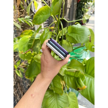Motorola Razr 40S 2.023 máy đẹp nguyên zin, màn hình 144Hz, 2 SIM, RAM 16/256GB, chụp hình siêu đẹp giá 6,290,000₫
