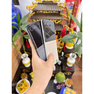 Motorola Razr 50 5G 2.024 - Nắp gập 2 SIM, RAM 16GB, 256GB, màn hình 120Hz, chỉ 9.490.000₫ 7