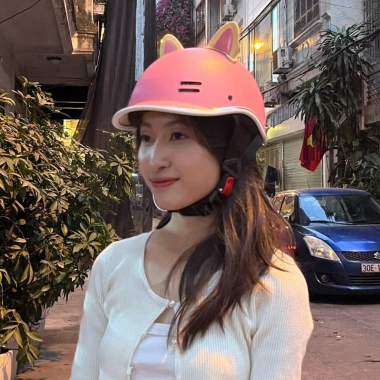 Mũ bảo hiểm cá heo chính hãng an toàn, lỗ thông gió, tặng tai mèo, freesize 55‑59cm 3 Mũ bảo hiểm cá heo chính hãng an toàn, lỗ thông gió, tặng tai mèo, freesize 55‑59cm 3