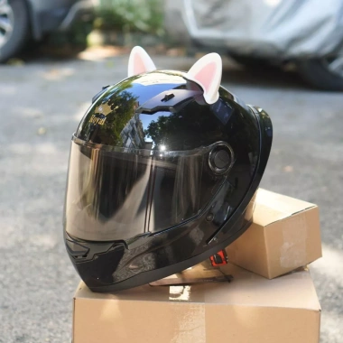 Mũ bảo hiểm Fullface Royal M136 đa màu, tặng tai mèo và đuôi gió, giá 650k phượt 9