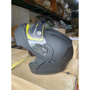 Mũ bảo hiểm fullface Royal M179 lật hàm - Giá ưu đãi 675.000, tặng mũ trùm Ninja 3
