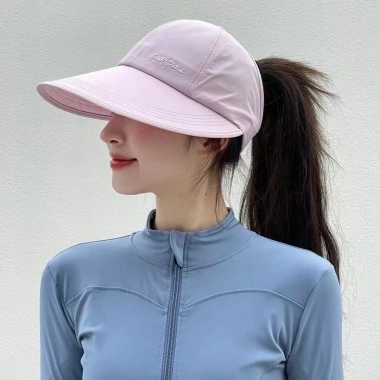 Mũ Lưỡi Trai Hở Đỉnh Buộc Tóc Nữ Che Nắng Thoáng Mát Phong Cách Hàn Quốc – Giá 59.000₫ 6 Mũ Lưỡi Trai Hở Đỉnh Buộc Tóc Nữ Che Nắng Thoáng Mát Phong Cách Hàn Quốc – Giá 59.000₫ 6