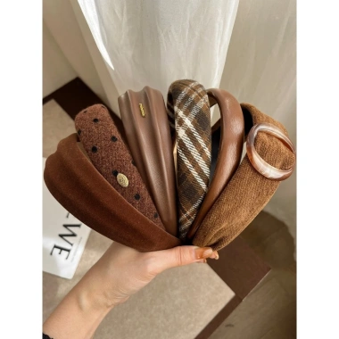 Mũ rộng vành cà phê retro phong cách thu đông cho nữ - Giá chỉ 48.223₫ Mũ rộng vành cà phê retro phong cách thu đông cho nữ - Giá chỉ 48.223₫