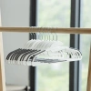 Mua 3 giảm 50k - Bộ 10 móc áo JYSK Tonni nhựa xám trắng 41.5x23x0.6 cm chỉ 149.000đ 3