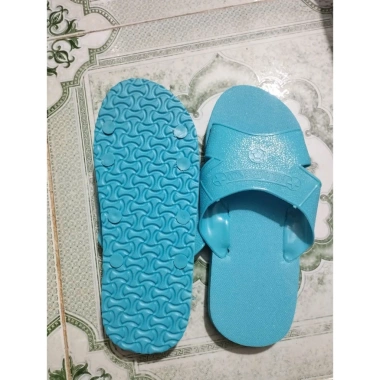 Mua 4 tặng 1 - Dép xốp quai ngang khách sạn size 36-42 xanh ngọc chỉ 16.900₫