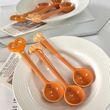 muỗng sứ mini cute hình bánh mì – ăn tráng miệng, pha cà phê, bàn làm việc, 49.000₫ 2