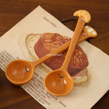 muỗng sứ mini cute hình bánh mì – ăn tráng miệng, pha cà phê, bàn làm việc, 49.000₫ 7 muỗng sứ mini cute hình bánh mì – ăn tráng miệng, pha cà phê, bàn làm việc, 49.000₫ 7