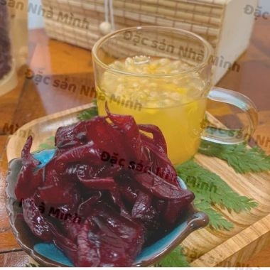 Mứt Atiso Đỏ Hibiscus Đà Lạt – Giòn, Ít Ngọt, Đỏ Đậm, Đặc Sản Nhà Mình, Giá Ưu Đãi 65.000₫ 6 Mứt Atiso Đỏ Hibiscus Đà Lạt – Giòn, Ít Ngọt, Đỏ Đậm, Đặc Sản Nhà Mình, Giá Ưu Đãi 65.000₫ 6