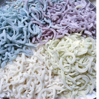 Mứt dừa non 1kg ít đường nhà làm - Dẻo mềm, thơm ngon, màu rau củ, không chất bảo quản - Giá ưu đãi 158k