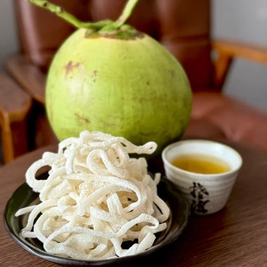 Mứt Dừa Non Handmade Tươi Sạch - Ít Đường, Dẻo Béo, Thơm Ngon, An Toàn, 41.484₫
