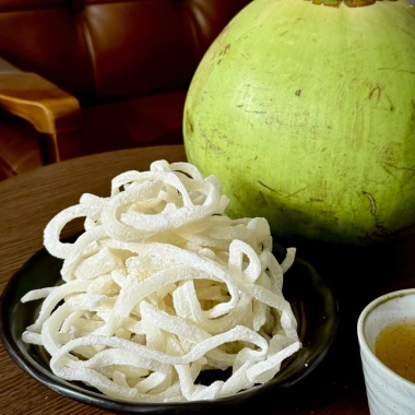Mứt Dừa Non Handmade Tươi Sạch - Ít Đường, Dẻo Béo, Thơm Ngon, An Toàn, 41.484₫