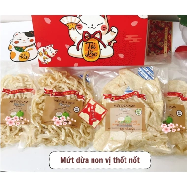 Mứt dừa non Như Lan Sài Gòn mix 4 loại truyền thống - sầu riêng, lá dứa, thốt nốt, giá chỉ 200.000đ (giảm từ 260.000đ)