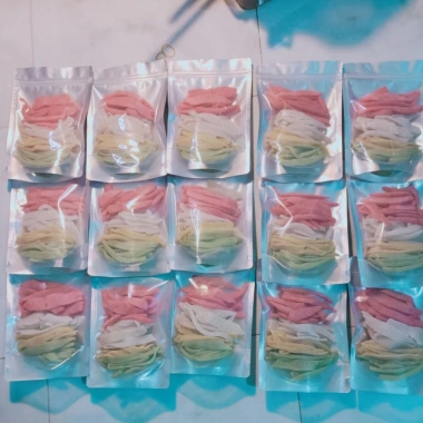 Mứt dừa non sợi dẻo đường phèn ít ngọt 300g - Thủ công, thơm ngon, ăn vặt, biếu tặng