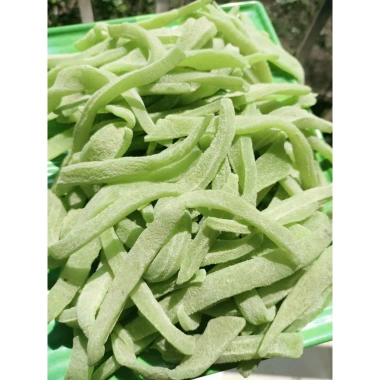 Mứt dừa non sợi mix màu 500g nhà làm, ít đường, thơm ngon, hút chân không, màu rau củ ngẫu nhiên
