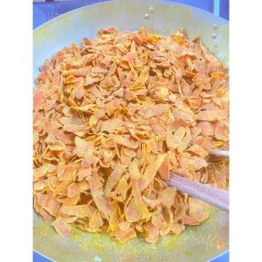 Mứt Nghệ Nhà Làm 100g – Ngon, Dinh Dưỡng, Giá 22.000 VND, Thơm Tự Nhiên
