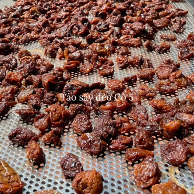 Mứt táo sấy dẻo không hạt Cô 5 250g: táo Ninh Thuận ít đường, giá chỉ 56.250₫ 3