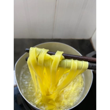 Mỳ Quảng khô xuất khẩu nguyên chất - Giá ưu đãi 45.000đ, vị miền Trung ngon