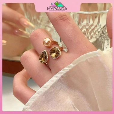 MYPANDA Nhẫn Hình Học Pha Lê Champagne và Ngọc Trai Kim Loại – Tinh Tế Dành Cho Dự Tiệc, Giá 51.260₫