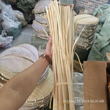 Nan Lạt Tre Nứa 1kg Vầu Dài 50‑100cm 1‑1.000 Sợi – Trang Trí Đan Lát Mùng 8 Giá 25.620₫
