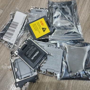 Nắp Đậy & Ngàm Giữ CPU Socket LGA 1.700 - Giá Rẻ Nhất, Bảo Vệ Tối Đa 24.999 VND 3 Nắp Đậy & Ngàm Giữ CPU Socket LGA 1.700 - Giá Rẻ Nhất, Bảo Vệ Tối Đa 24.999 VND 3