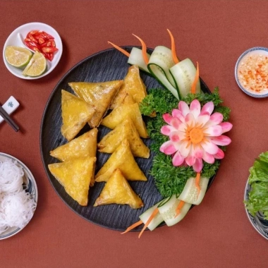 Nem Cua Bể Hải Phòng Chef Hải - Rán Vàng Giòn, Thơm Ngon, Nhân Đầy Đặn, 390.000đ 5