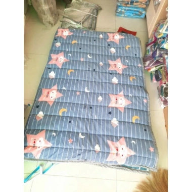Nệm cuộn gấp gọn cotton 100% – Nệm trải sàn du lịch, giá 320.000đ, tiện lợi, thoáng mát 4