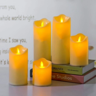 Nến điện tử tim lắc decor lãng mạn Giáng Sinh, Noen, Lễ Tết - 39.000 VND